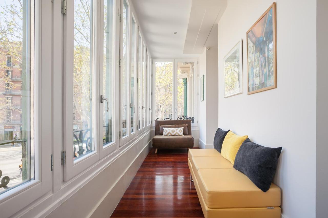 Apartamento Art House Granvia Barcelona Exterior foto